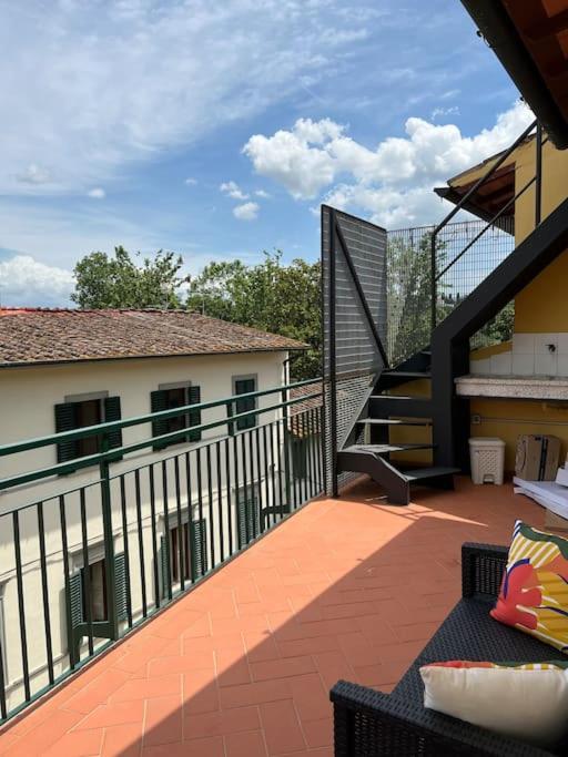 Terrace View Florence Attic מראה חיצוני תמונה